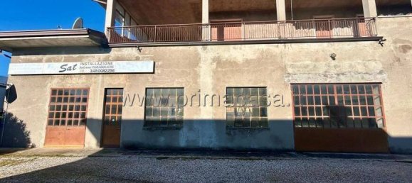 5 rooms Warehouse in Negrar, Italy No. 129124 8