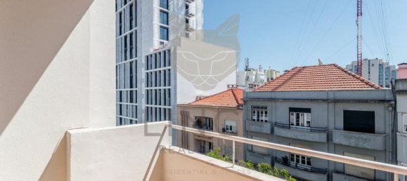 4 bedrooms Penthouse in Lisbon, Portugal No. 94552 42