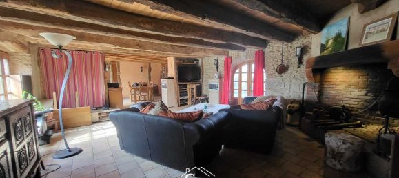 5 bedrooms House in Castres, France No. 195837 4