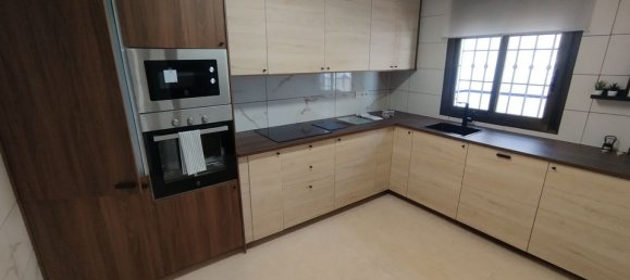 3 bedrooms Townhouse in San Miguel de Salinas, Spain No. 190739 6