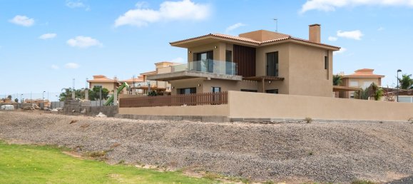 4 bedrooms House in San Miguel de Abona, Spain No. 27668 3