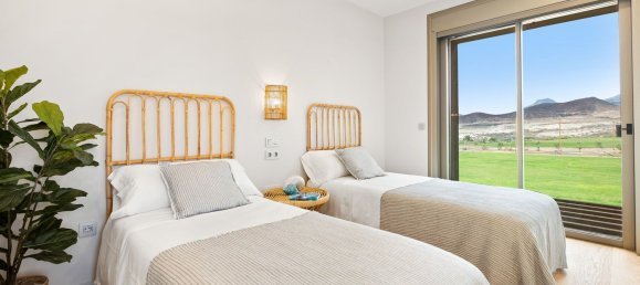 4 bedrooms House in San Miguel de Abona, Spain No. 27668 16