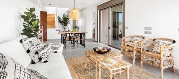 4 bedrooms House in San Miguel de Abona, Spain No. 27668 6