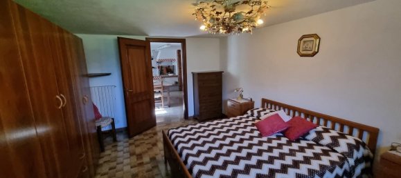 4 bedrooms Villa in Carrara, Italy No. 128560 31