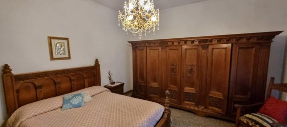 4 bedrooms Villa in Carrara, Italy No. 128560 12