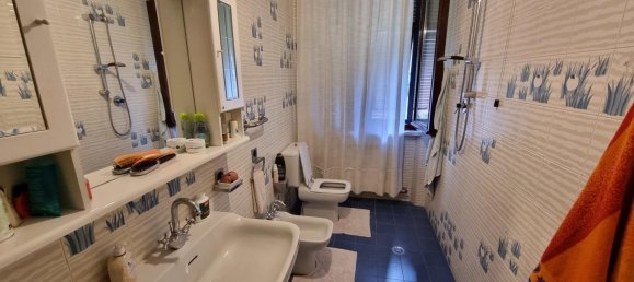 4 bedrooms Villa in Carrara, Italy No. 128560 9