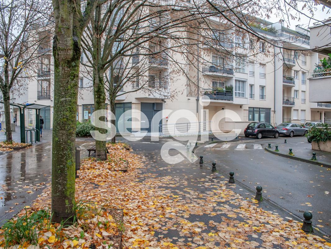 2 bedrooms Apartment in Compiegne, France No. 154627