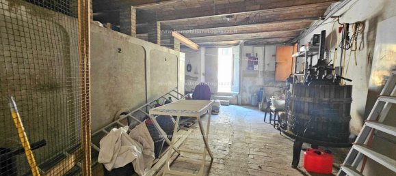 10 chambres Maison à San Gimignano, Italy No. 358312 11