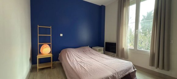 2 bedrooms House in Chelles, France No. 180884 10