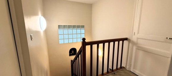 2 bedrooms House in Chelles, France No. 180884 3