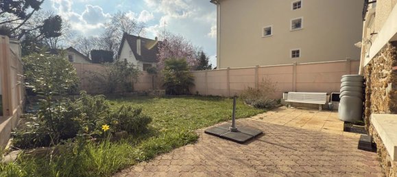 2 bedrooms House in Chelles, France No. 180884 15