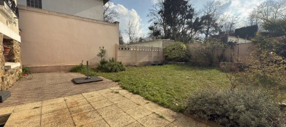 2 bedrooms House in Chelles, France No. 180884 14