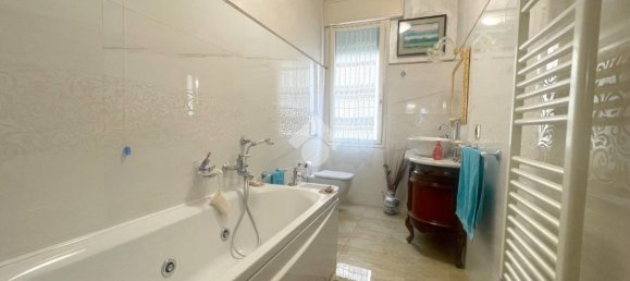 5-salle Appartement à Sanremo, Italy No. 16436 29