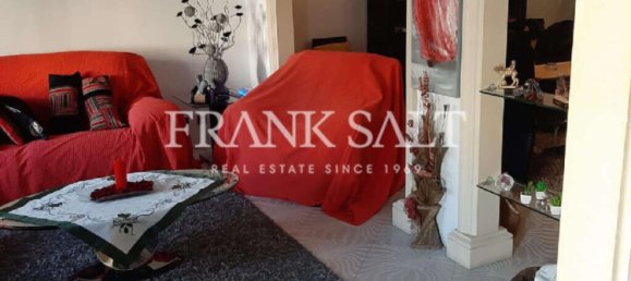 3 غرف نوم منزل في Luqa, Malta رقم 2393 5