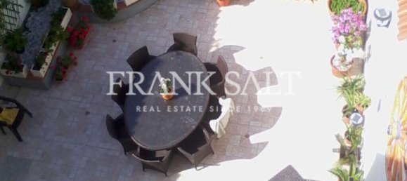 3 غرف نوم منزل في Luqa, Malta رقم 2393 6