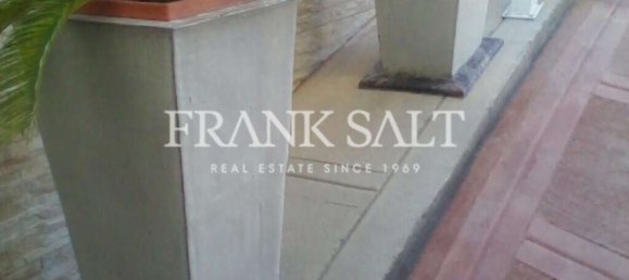 3 غرف نوم منزل في Luqa, Malta رقم 2393 8