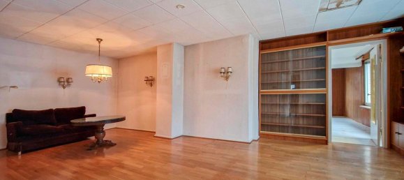 14-salle Bâtiment à Steinburg, Germany No. 52048 8