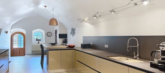 6 bedrooms Castles in Uzes, France No. 293717 11