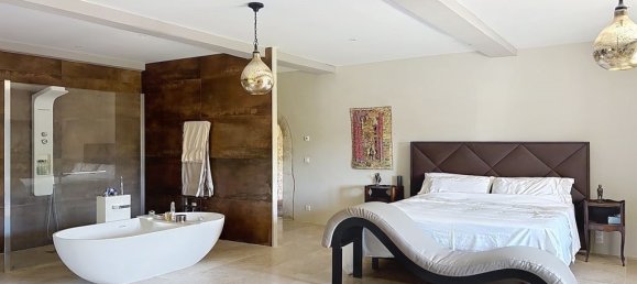 6 bedrooms Castles in Uzes, France No. 293717 16