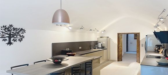 6 bedrooms Castles in Uzes, France No. 293717 12