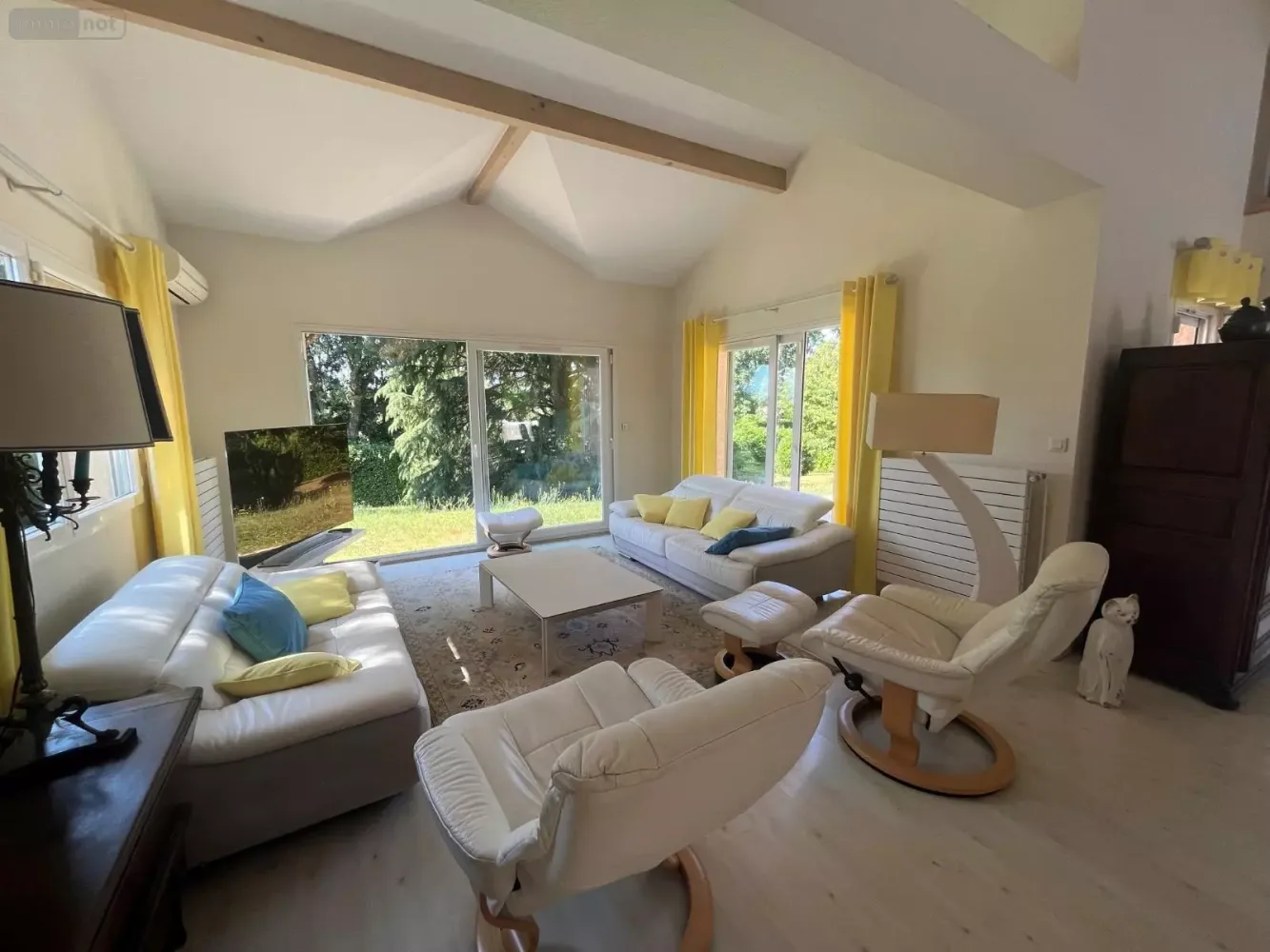 5 bedrooms House in Bourg-en-Bresse, France No. 354832