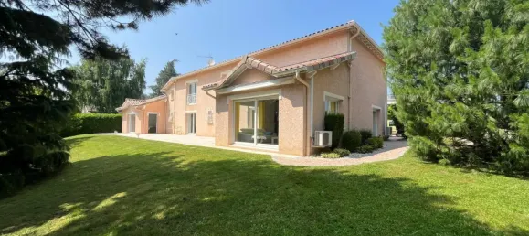 5 bedrooms House in Bourg-en-Bresse, France No. 354832 7