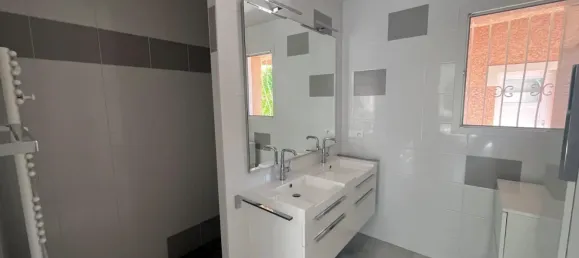 5 bedrooms House in Bourg-en-Bresse, France No. 354832 3