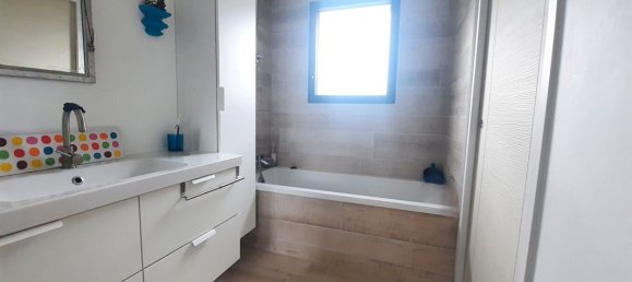 3 Schlafzimmer Haus in Saint-Brevin-les-Pins, France, Nr. 103102 10