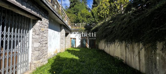 6 rooms Building in Bleggio Superiore, Italy No. 271815 9