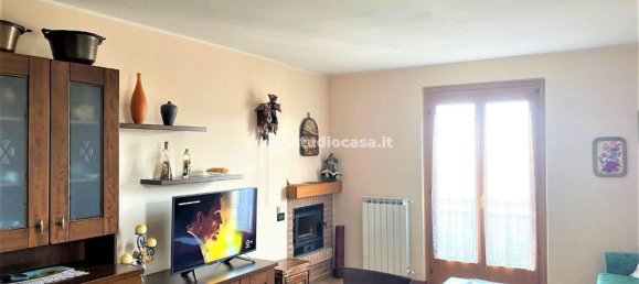 3 rooms Apartment in Costa Serina, Italy No. 149585 2