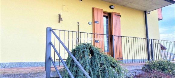 3 rooms Apartment in Costa Serina, Italy No. 149585 3