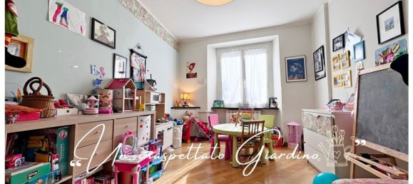 11 rooms Apartment in Genoa, Italy No. 187762 40