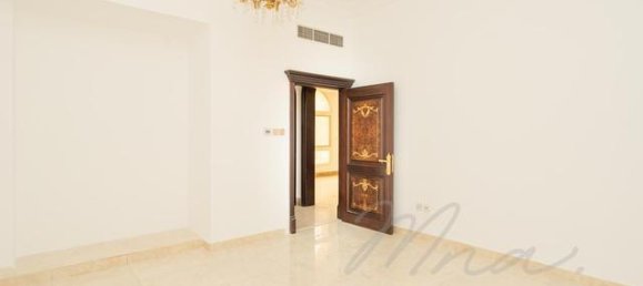 5 chambres Villa à Al Mizhar, UAE No. 53481 7