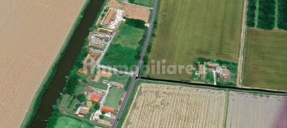 Квартира с 2 спальнями в Лагосанто, Италия № 282686 9