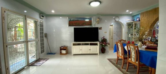 Дом с 4 спальнями в Саттахип, Таиланд № 58476 7