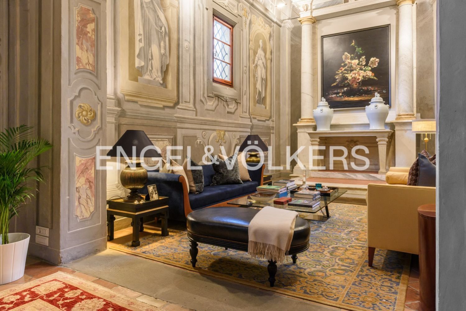 19 rooms Villa in Florence, Italy No. 126315