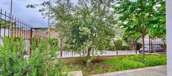 Studio in Rome, Italy No. 273662 6