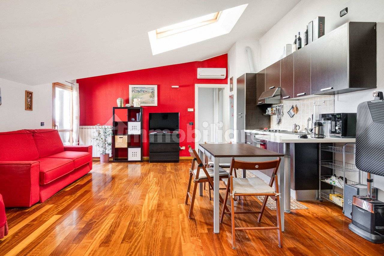 Apartamento T1 em Busto Garolfo, Italy N.º 338889