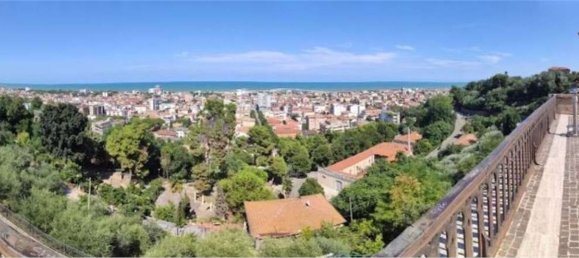 3 rooms Apartment in Pescina, Italy No. 183835 10