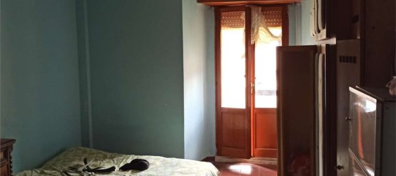 3 rooms Apartment in Pescina, Italy No. 183835 3