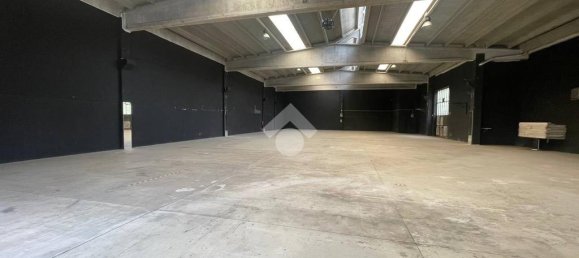 2 rooms Warehouse in Legnano, Italy No. 287964 23