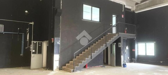 2 rooms Warehouse in Legnano, Italy No. 287964 17