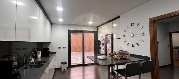 4 غرف نوم منزل في Pacos de Ferreira, Portugal رقم 22238 10