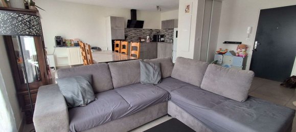 Apartamento de 2 dormitorios en Romans-sur-Isere, France No. 338281 2