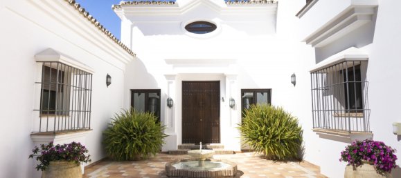 5 bedrooms Villa in Benahavis, Spain No. 4635 19