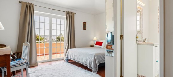 5 bedrooms Villa in Sesimbra, Portugal No. 322729 11