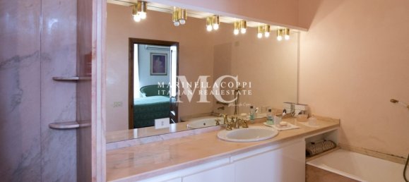 10 bedrooms Villa in Monteriggioni, Italy No. 213870 45