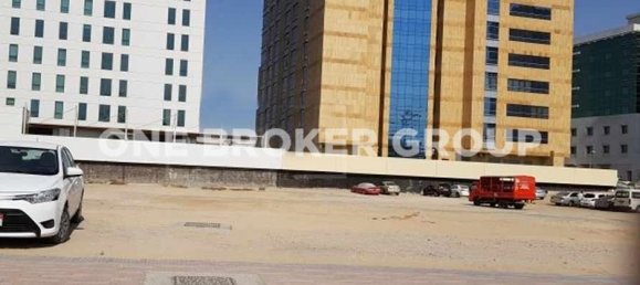 4931.4m² Building in Dubai, UAE No. 1898 8