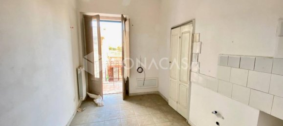 3-salle Penthouse à Bitonto, Italy No. 24988 15