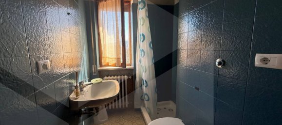 5-salle Appartement à Avezzano, Italy No. 19500 19